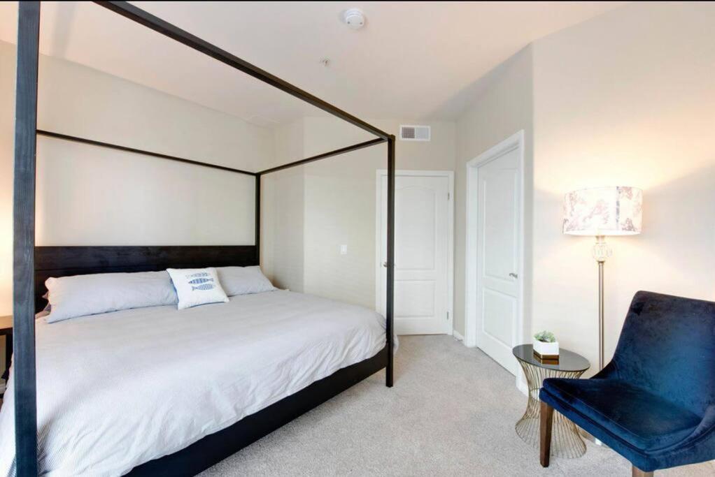 The Nest A Spacious 1 Bedroom Apartment With A Pool View Los Angeles Extérieur photo