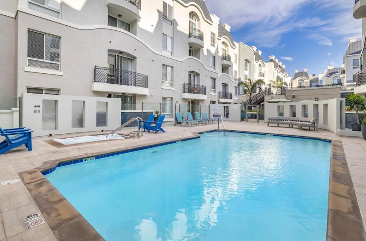 The Nest A Spacious 1 Bedroom Apartment With A Pool View Los Angeles Extérieur photo